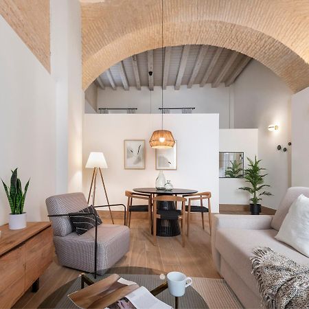 Magno Apartments Almansa 塞维利亚 外观 照片