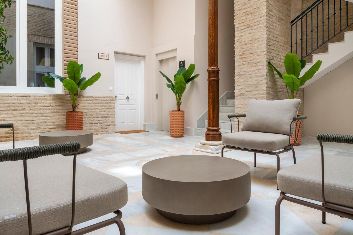 Magno Apartments Almansa 塞维利亚 外观 照片